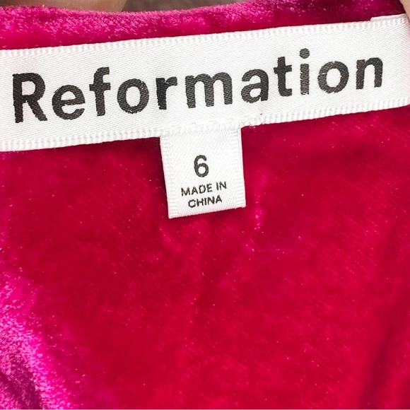 Reformation Salamanca Dress In Rhubarb Velvet 6 NWT - Picture 10 of 12